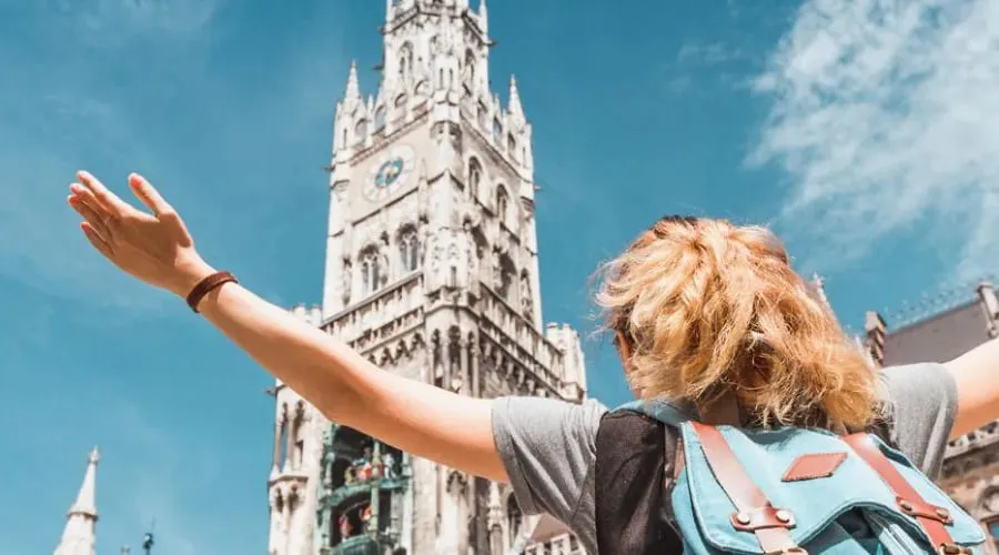 Assurance stages et etudes etranger