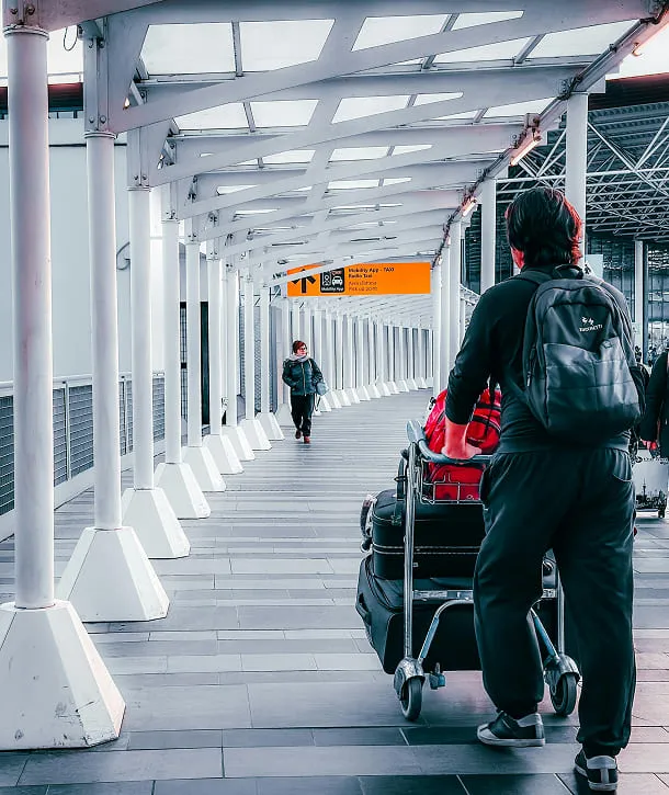 Voyageur terminal aéroport