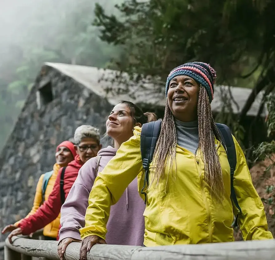 Groupe amies backpackeur